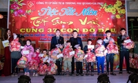 Tri ân khách hàng, Tết sum vầy cho trẻ em mồ côi huyện Nam Đàn