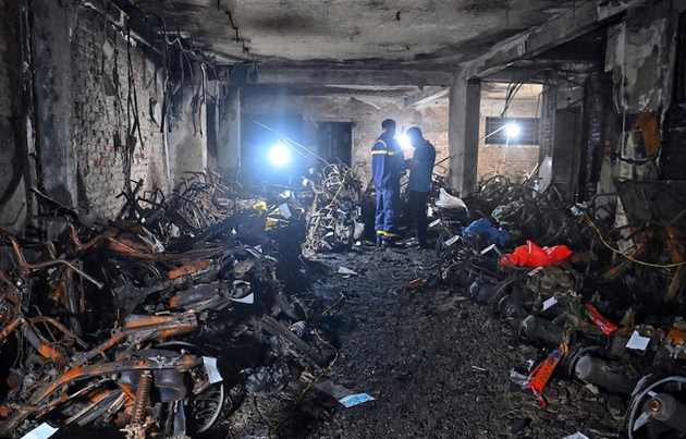 Hiện trường vụ cháy chung cư mini ở Hà Nội khiến 56 người tử vong. Ảnh: Đ.X