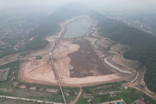 Xử lý tình trạng tập kết tro xỉ gây ô nhiễm môi trường tại thị xã Kinh Môn