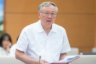 ​Chánh án Nguyễn Hòa Bình Trình một dự án luật “khuyết tật” tôi cảm thấy xấu hổ